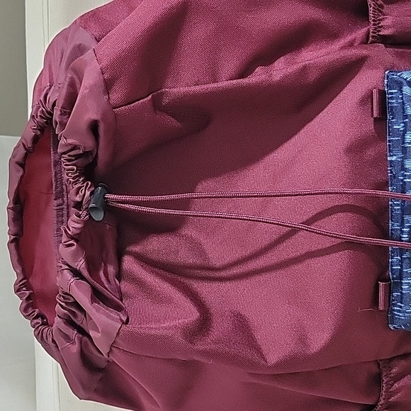 NWOT Eddie Bauer Bygone 25l Topload Pack Burgandy Casual School Outdoor bag back - Picture 8 of 9